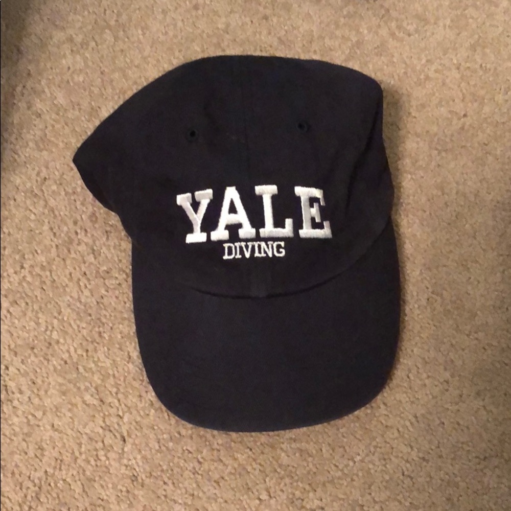 Yale diving baseball cap